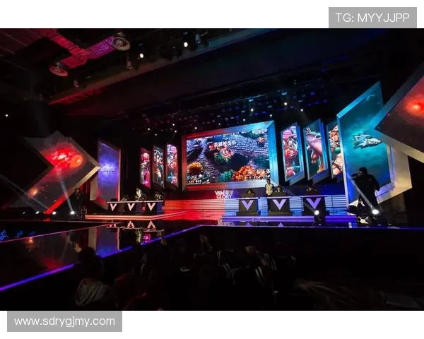 《电竞新时代:探索游戏竞技的未来发展与职业化进程》